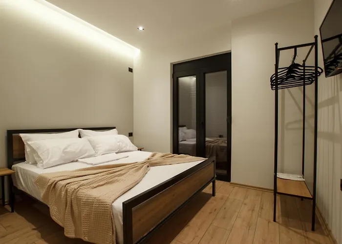 Hotell Bujtina Koel *